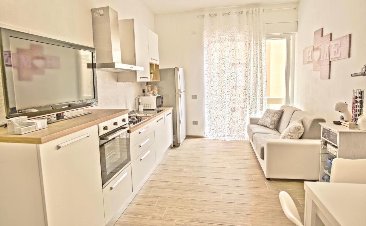 Bellini Lorenz Apartment カリアリ エクステリア 写真
