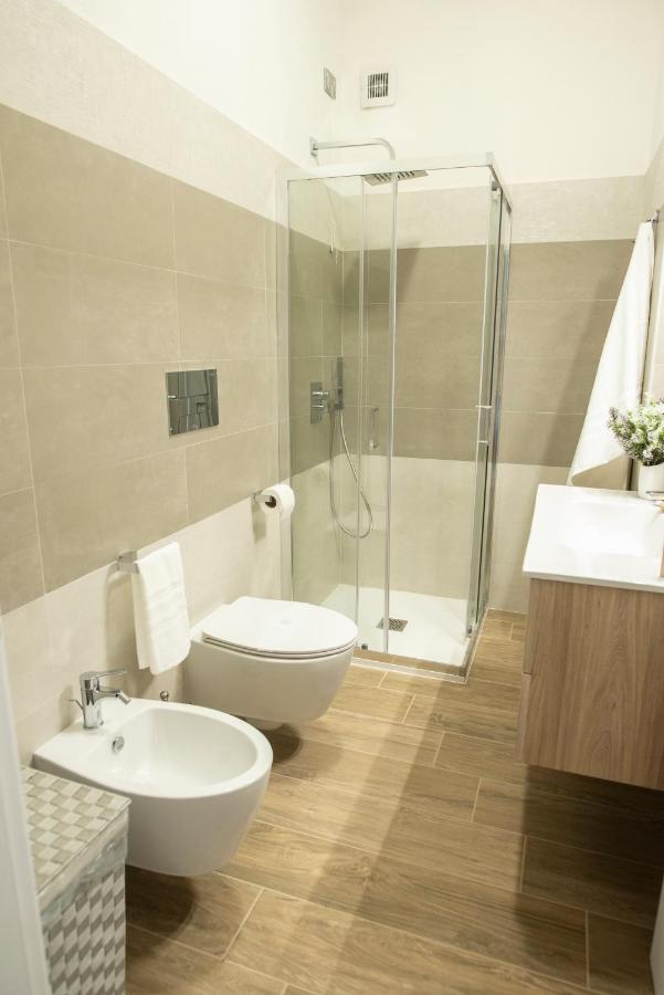 Bellini Lorenz Apartment カリアリ エクステリア 写真