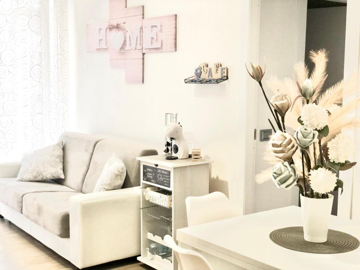 Bellini Lorenz Apartment カリアリ エクステリア 写真